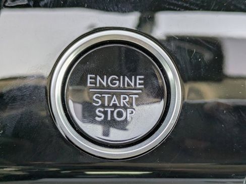 New 2025 Lincoln Navigator Reserve image 36