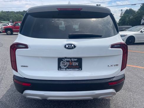 Used 2021 Kia Telluride LX AWD/4WD image 8