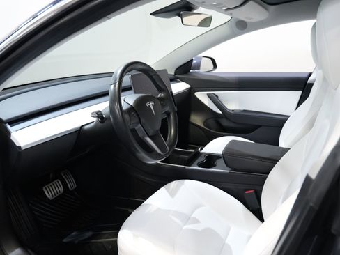 Used 2019 Tesla Model 3 Performance image 30