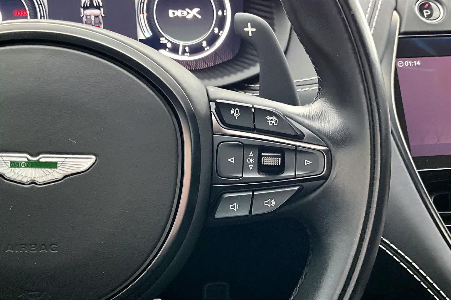 Used 2022 Aston Martin DBX AWD/4WD image 25