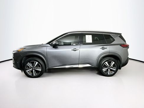 Used 2023 Nissan Rogue SL w/ SL Premium Package FWD image 4