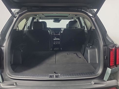 Used 2023 Kia Sorento X-Line EX image 9