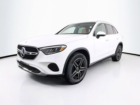 New 2026 Mercedes-Benz GLC 300 4MATIC image 3