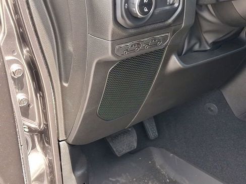 New 2025 Jeep Gladiator Sport image 20