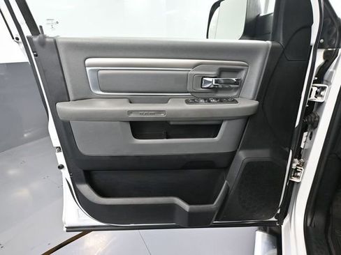 Used 2016 RAM 3500 Big Horn image 21