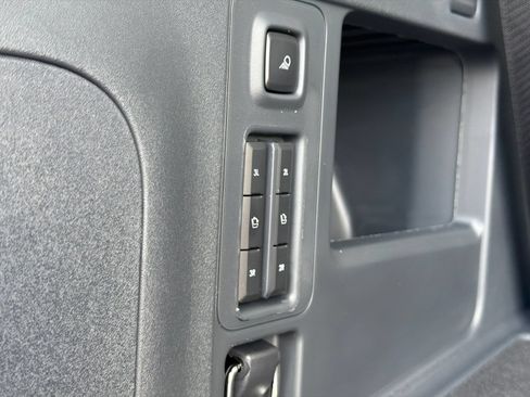 New 2026 Lincoln Navigator Reserve AWD/4WD image 10