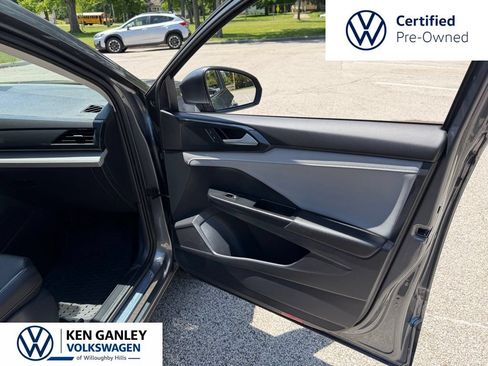 Used 2023 Volkswagen Taos SEL w/ Black Wheel Package AWD/4WD image 22