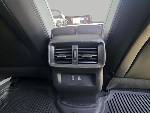 Used 2025 Nissan Murano SL image 7