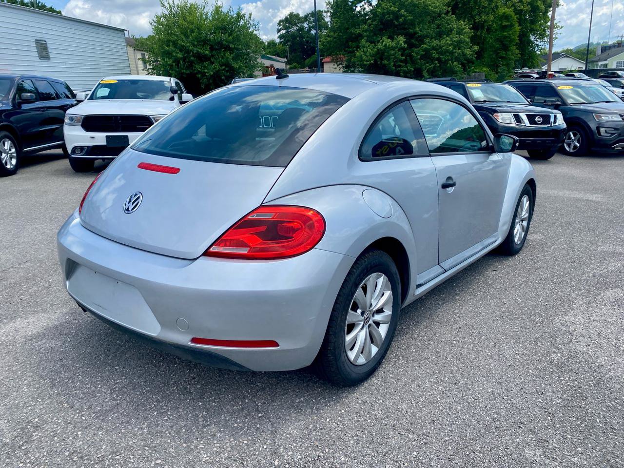 Used 2014 Volkswagen Beetle 1.8T FWD image 6