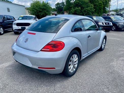 Used 2014 Volkswagen Beetle 1.8T FWD image 6