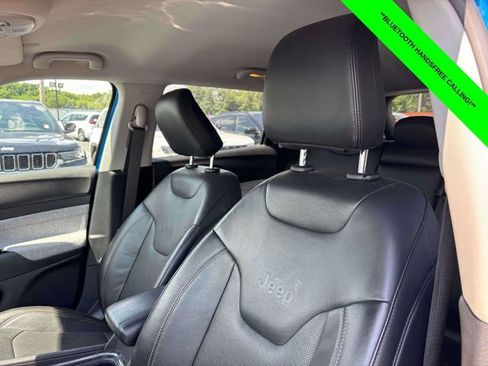 Used 2022 Jeep Compass Latitude AWD/4WD image 6