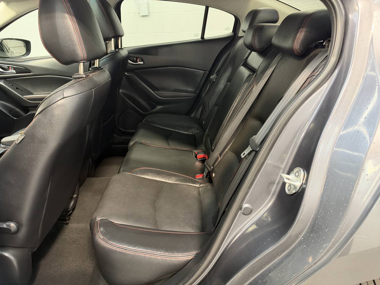 Used 2014 MAZDA MAZDA3 s Grand Touring w/ Technology Package FWD image 28