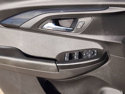 Used 2021 Chevrolet TrailBlazer LS image 27