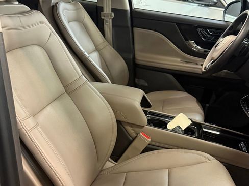 Used 2024 Lincoln Corsair Grand Touring w/ Equipment Group 301A image 10