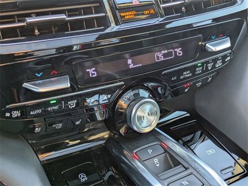 Used 2022 Acura MDX A-Spec image 25