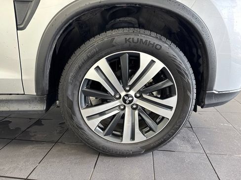 Used 2025 Mitsubishi Outlander Sport ES AWD/4WD image 49