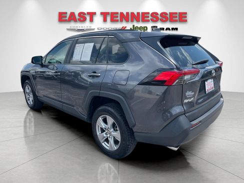 Used 2024 Toyota RAV4 XLE FWD image 5