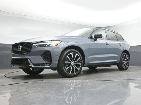 Used 2023 Volvo XC60 B5 Ultimate w/ Climate Package AWD/4WD image 42