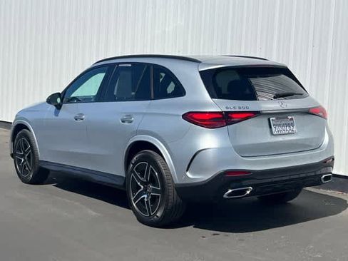 Used 2025 Mercedes-Benz GLC 300 image 4