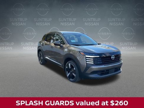 Certified 2025 Nissan Kicks SR image 2