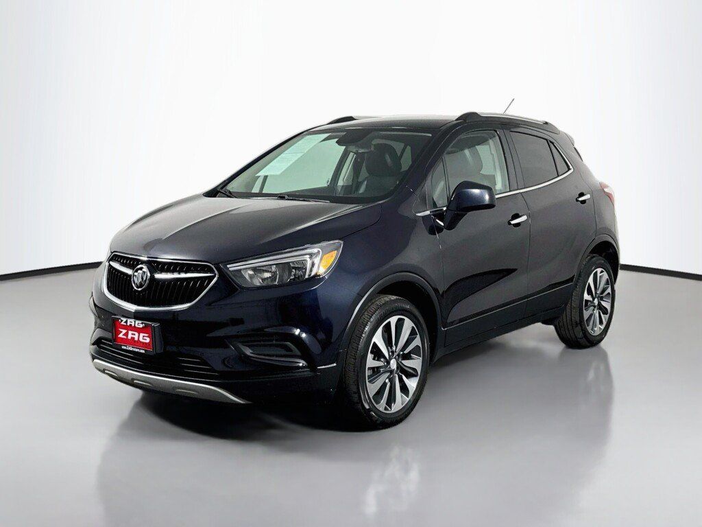 Used 2022 Buick Encore Preferred w/ Safety Package AWD/4WD image 1