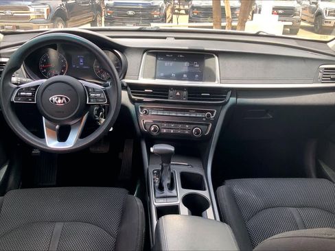 Used 2020 Kia Optima LX FWD image 16