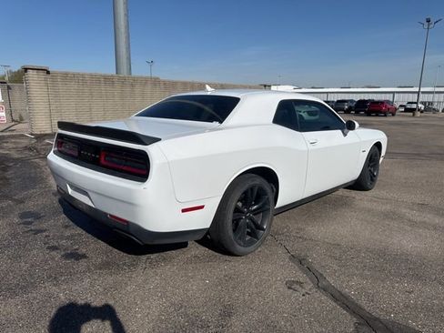 Used 2018 Dodge Challenger R/T w/ Blacktop Package image 7