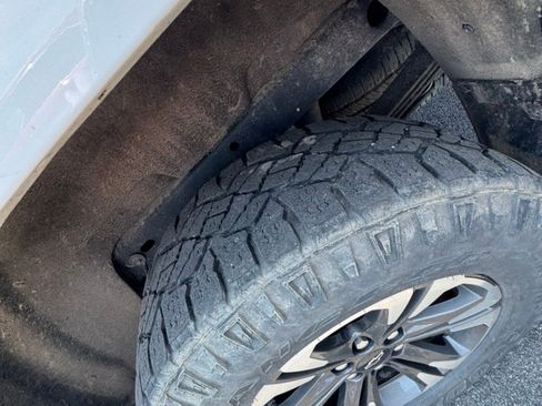 Used 2022 Chevrolet Colorado Z71 image 16