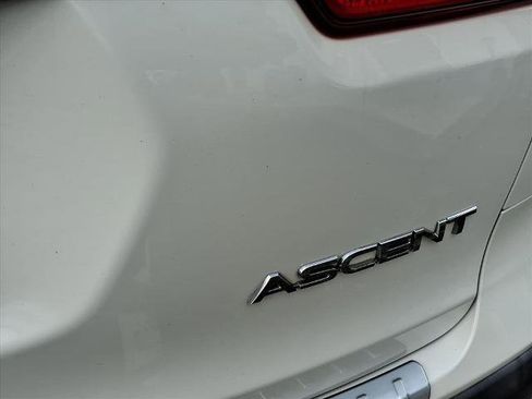 Used 2019 Subaru Ascent Premium image 11