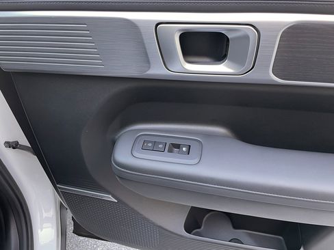 Used 2025 Hyundai Santa Fe Limited image 28