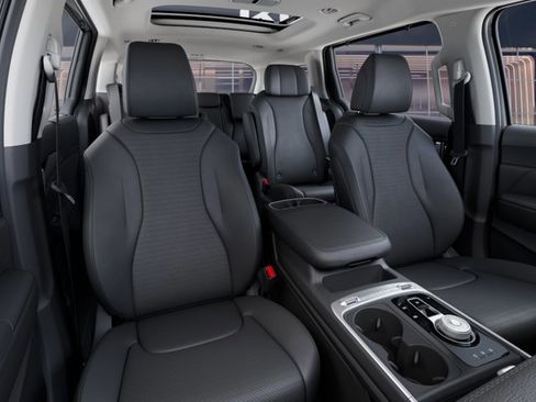 New 2026 Kia Carnival SX Prestige FWD image 15