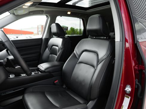 Used 2022 Nissan Pathfinder SL w/ SL Premium Package AWD/4WD image 22