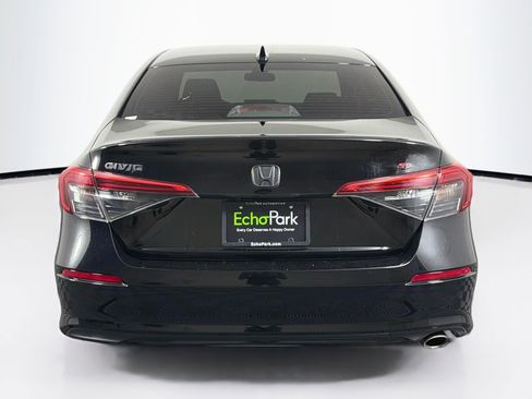 Used 2023 Honda Civic Sport image 7