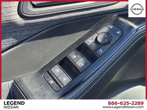 Certified 2023 Nissan Rogue SV image 15