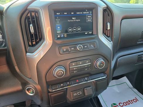 Used 2022 Chevrolet Silverado 1500 W/T w/ WT Convenience Package AWD/4WD image 23