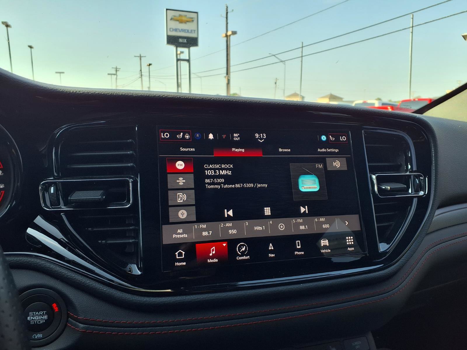 Used 2025 Dodge Durango GT AWD/4WD image 4