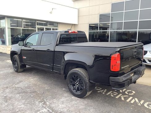 Used 2022 Chevrolet Colorado Z71 w/ Z71 Midnight Edition image 8