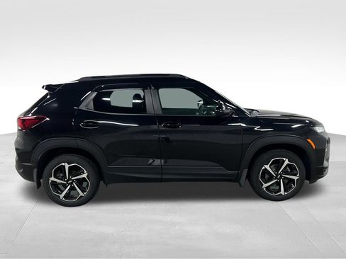 Certified 2022 Chevrolet TrailBlazer RS AWD/4WD image 2