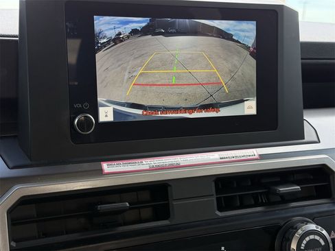 Used 2024 Toyota Tacoma SR5 image 18