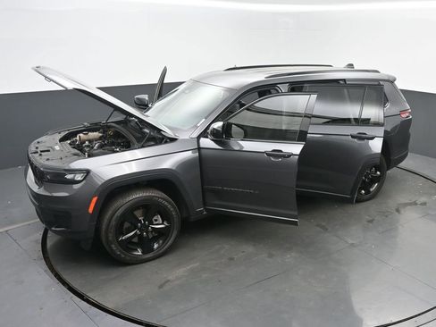 Used 2023 Jeep Grand Cherokee L Laredo AWD/4WD image 63