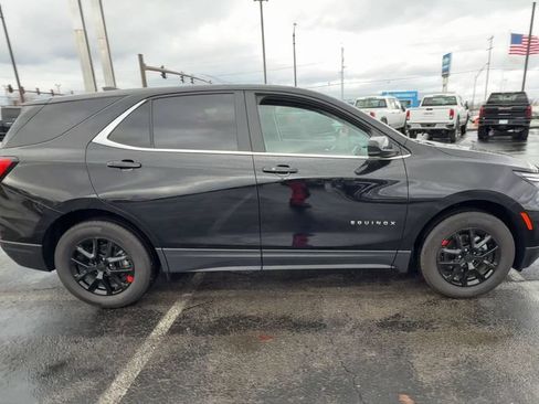 Used 2024 Chevrolet Equinox LT w/ LPO, Floor Liner Package FWD image 9
