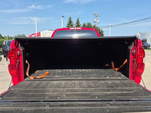 Used 2015 Toyota Tundra SR AWD/4WD image 28