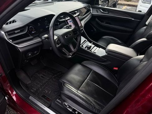 Certified 2022 Jeep Grand Cherokee Overland w/ Adv Protech Group III image 21