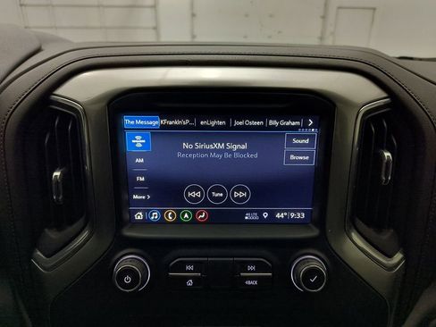 Used 2019 Chevrolet Silverado 1500 LTZ w/ LTZ Premium Package image 25