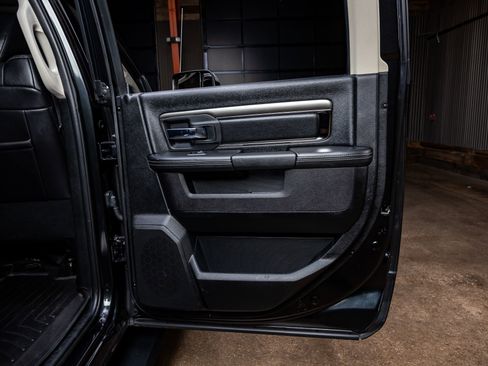 Used 2017 RAM 1500 Sport image 39