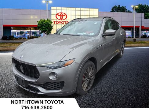 Used 2018 Maserati Levante S GranSport image 13