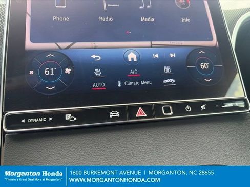 Used 2024 Mercedes-Benz C 300 4MATIC Sedan image 22