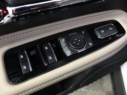 New 2026 Lincoln Corsair Reserve image 21