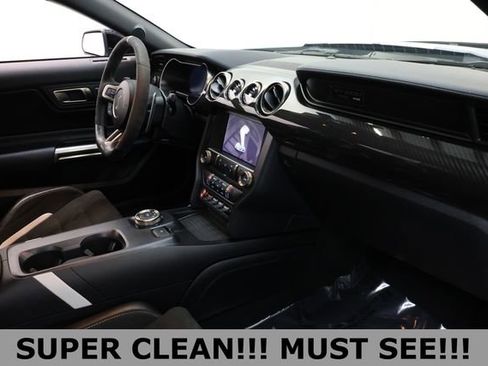 Used 2022 Ford Mustang Shelby GT500 w/ Carbon Fiber Track Pack image 22