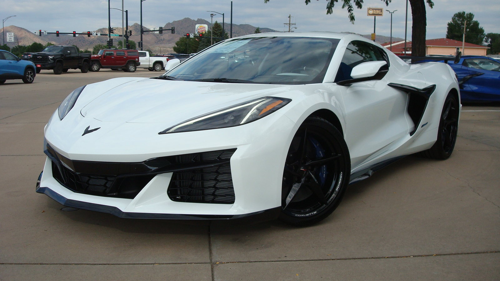 New 2026 Chevrolet Corvette E-Ray AWD/4WD image 1